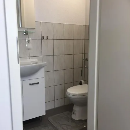 - - Reutlingen Apartment Pfullingen