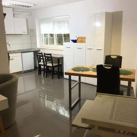 Apartment - - Reutlingen